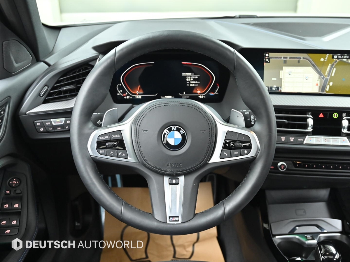 1 Series F40 120i M Sport